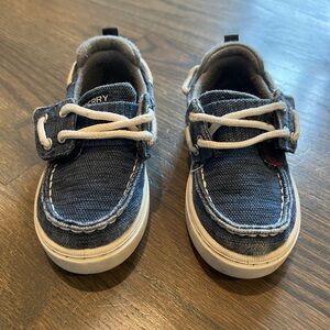 Sperry Kids Shoes in Navy and White